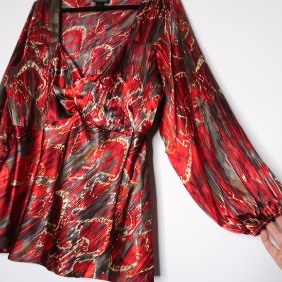 Lane Bryant Womens Blouse Plus Size 22/24‎ Red Gray Satin Peplum Top Feminine - Picture 5 of 6